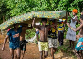 Akosombo dam spillage: Flood victims resort to using polluted water