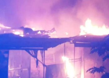 Fire guts over 10 shops in Buduburam