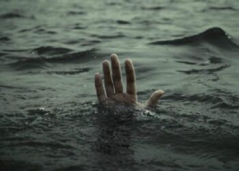 Search begins for thirteen fishermen missing at sea off Ada