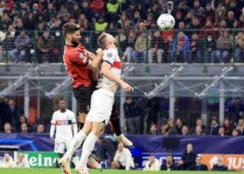 Milan secure first Champions League win with Giroud’s header against PSG