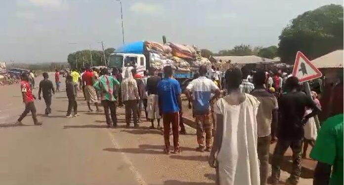 16 injured as Kparekpare youth attack herdsmen, 6 cattle killed