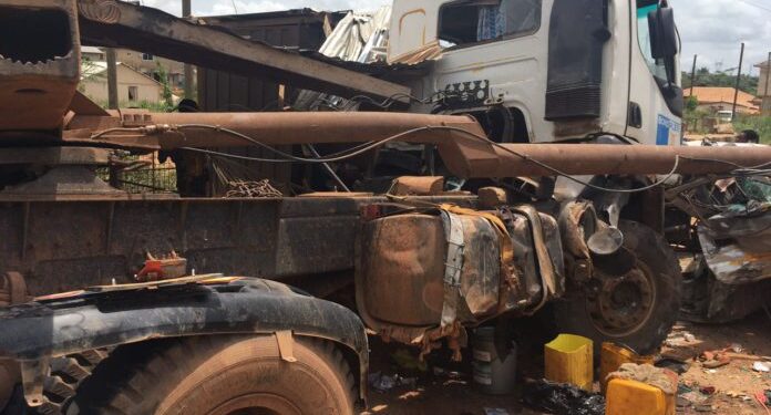 5 dead, over 14 injured in gory accident near Obuasi