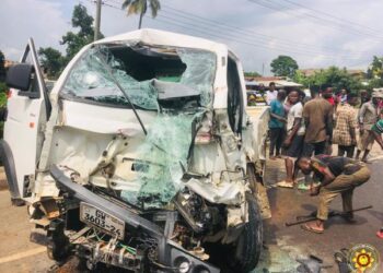 Firefighters rescue driver trapped after accident at Suhum