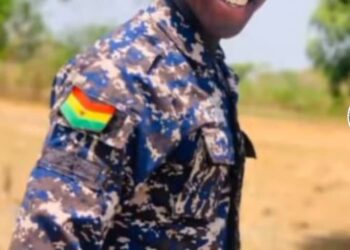 Policeman accidentally shoots colleague dead at Abeasi